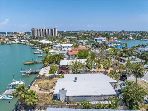 31 Dolphin Drive Treasure Island FL 33706