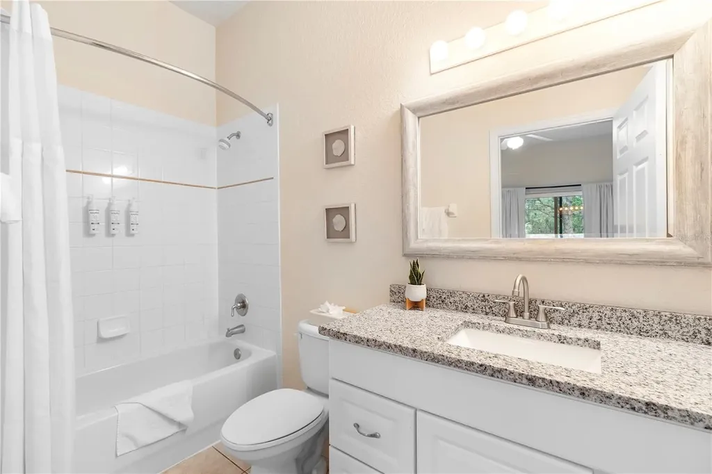 607 Gran Bahama Boulevard Davenport FL 33897