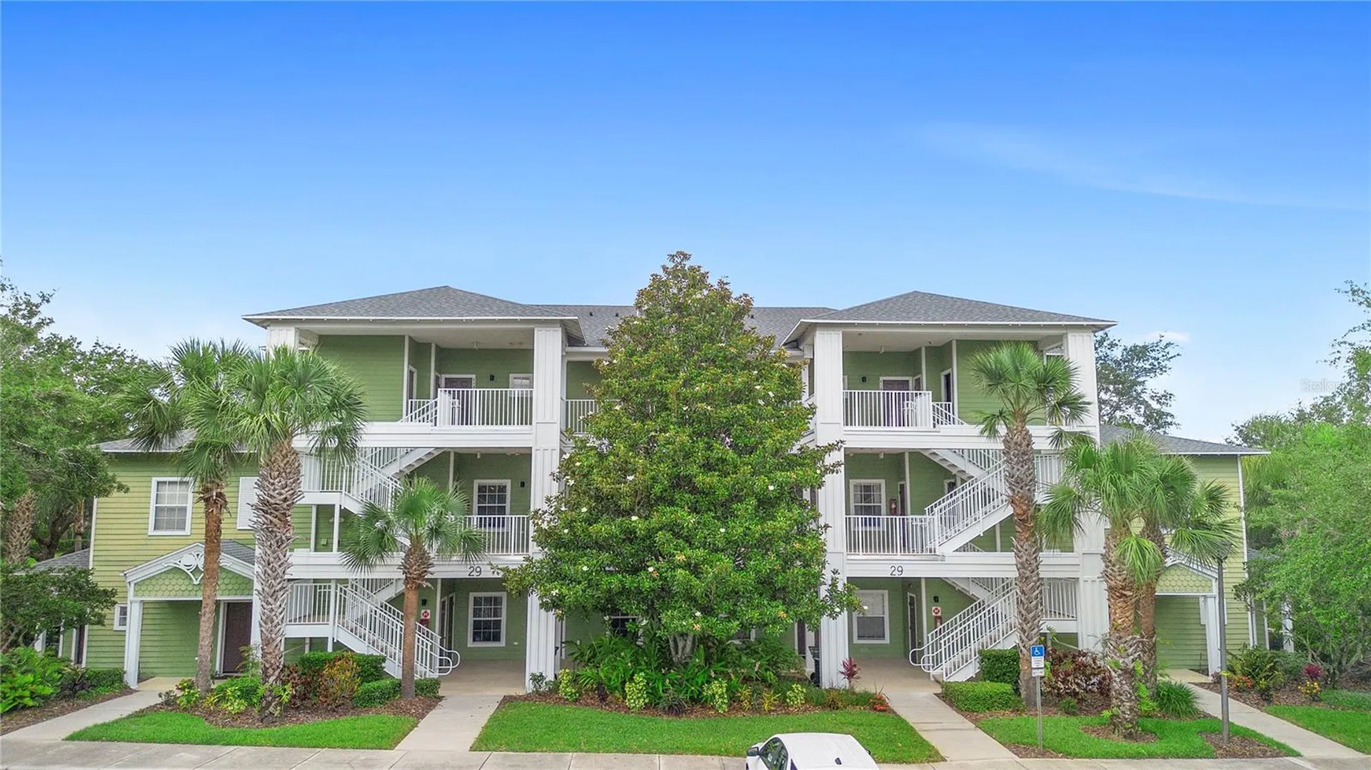607 Gran Bahama Boulevard Davenport FL 33897