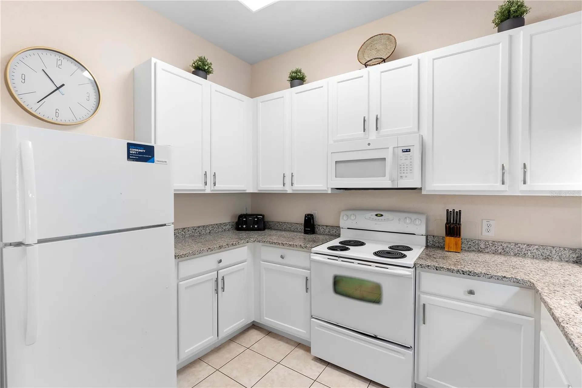 607 Gran Bahama Boulevard Davenport FL 33897