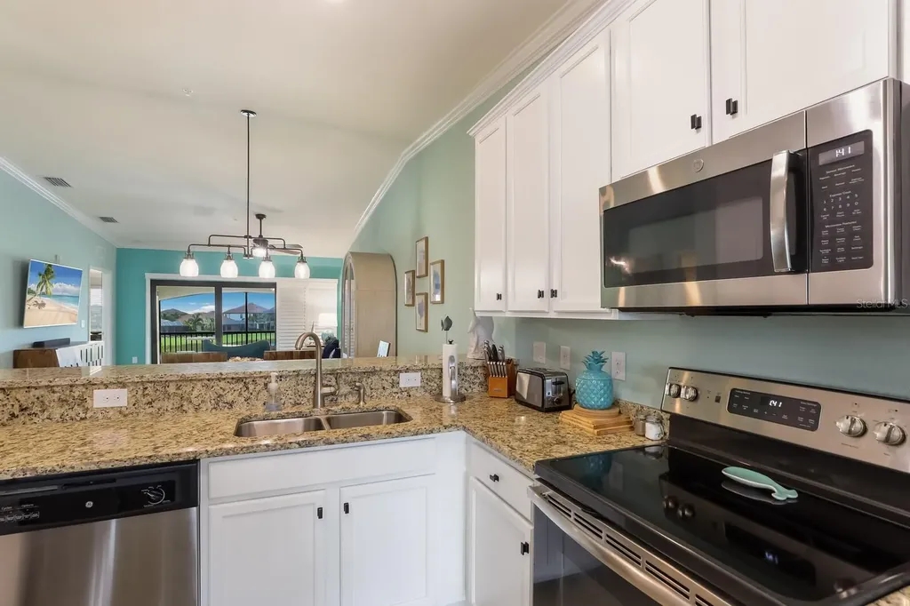 5557 Palmer Circle Bradenton FL 34211