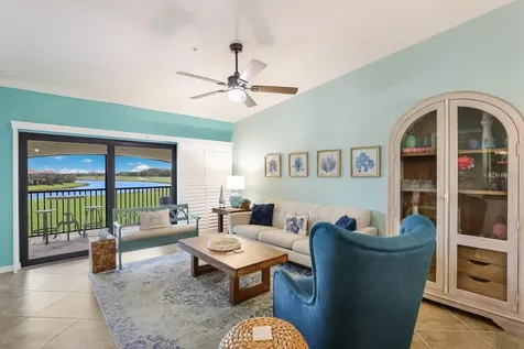 5557 Palmer Circle Bradenton FL 34211