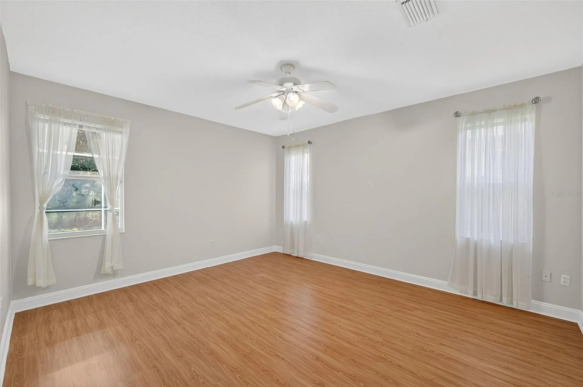19156 Dove Creek Drive Tampa FL 33647