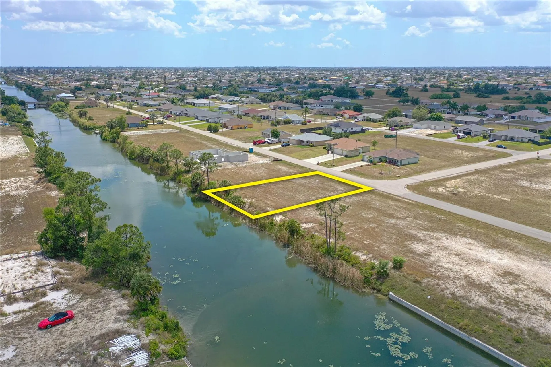 2831 NE 5th Place Cape Coral FL 33909