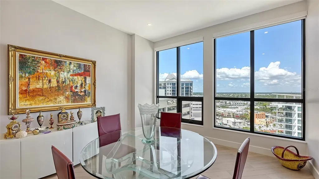 33 S Palm Avenue Sarasota FL 34236