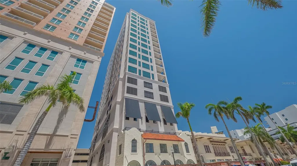 33 S Palm Avenue Sarasota FL 34236