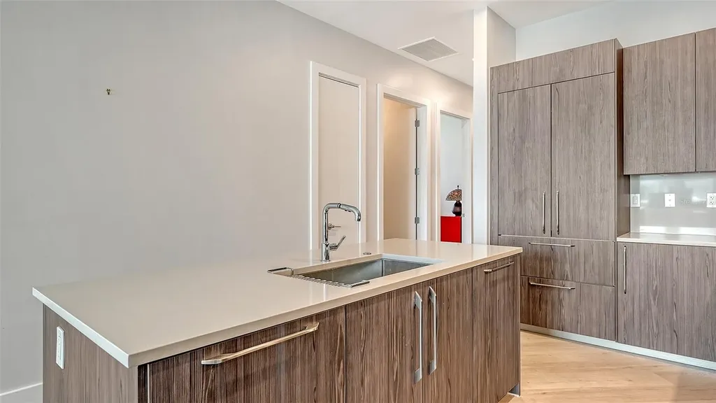 33 S Palm Avenue Sarasota FL 34236