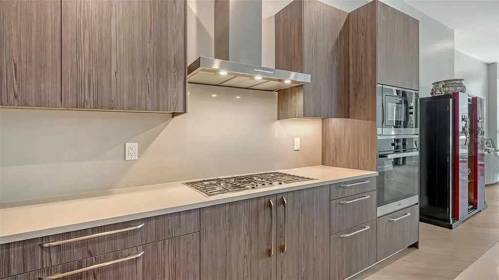 33 S Palm Avenue Sarasota FL 34236