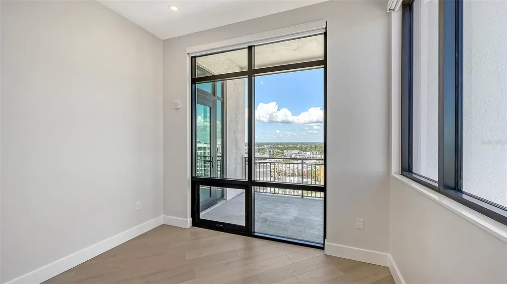 33 S Palm Avenue Sarasota FL 34236