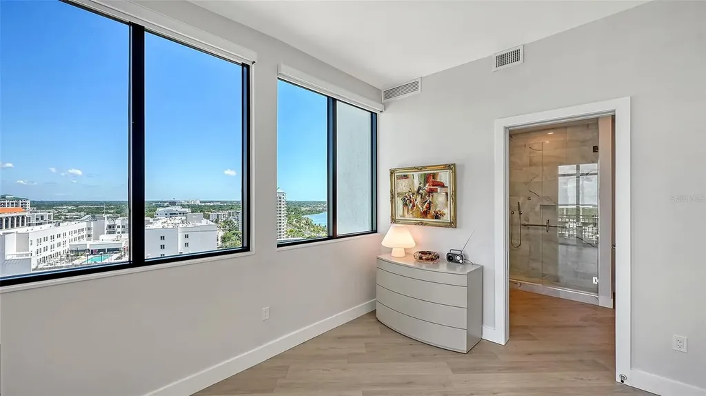 33 S Palm Avenue Sarasota FL 34236