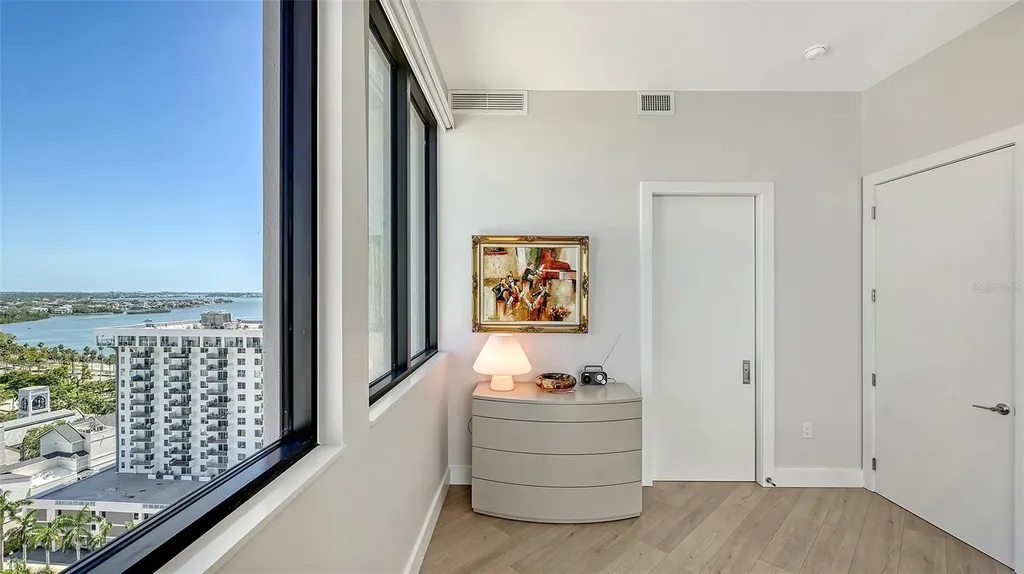 33 S Palm Avenue Sarasota FL 34236