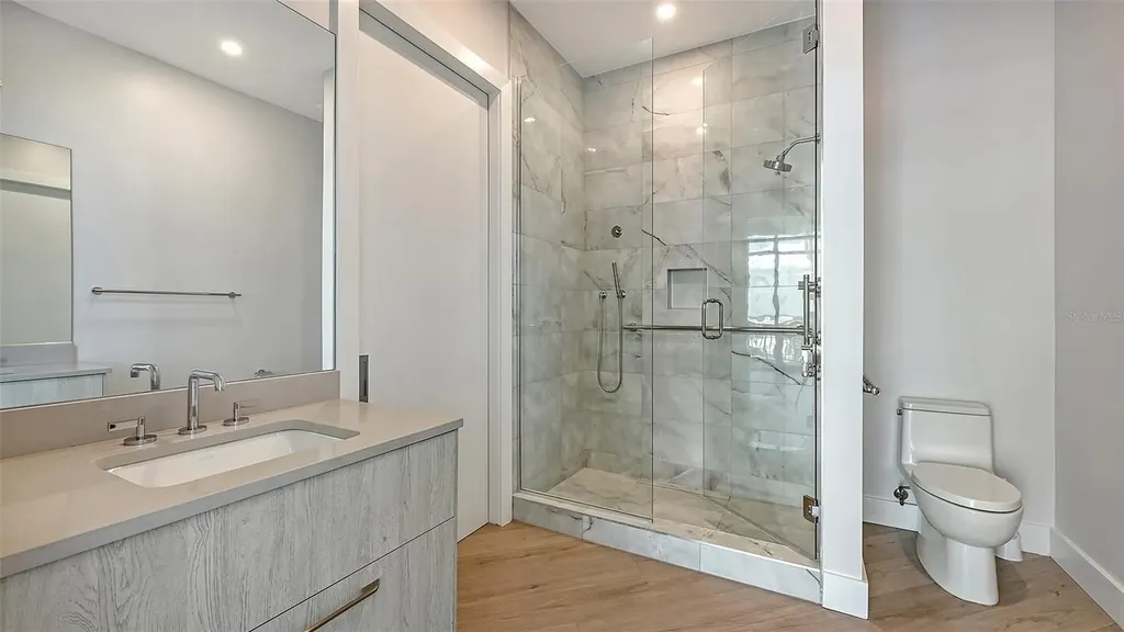 33 S Palm Avenue Sarasota FL 34236