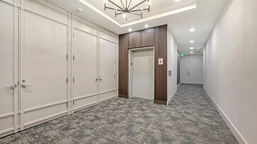 33 S Palm Avenue Sarasota FL 34236