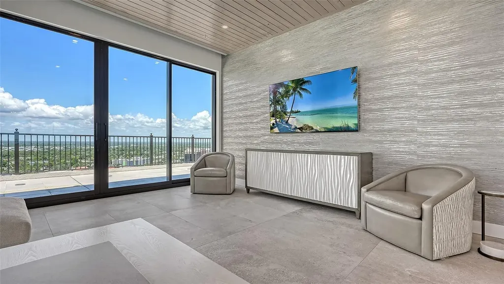 33 S Palm Avenue Sarasota FL 34236