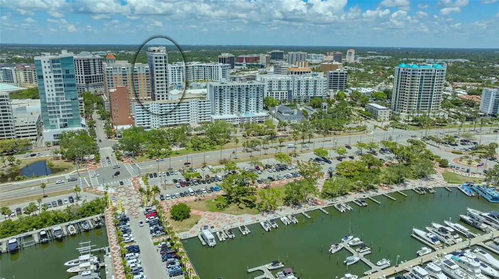 33 S Palm Avenue Sarasota FL 34236