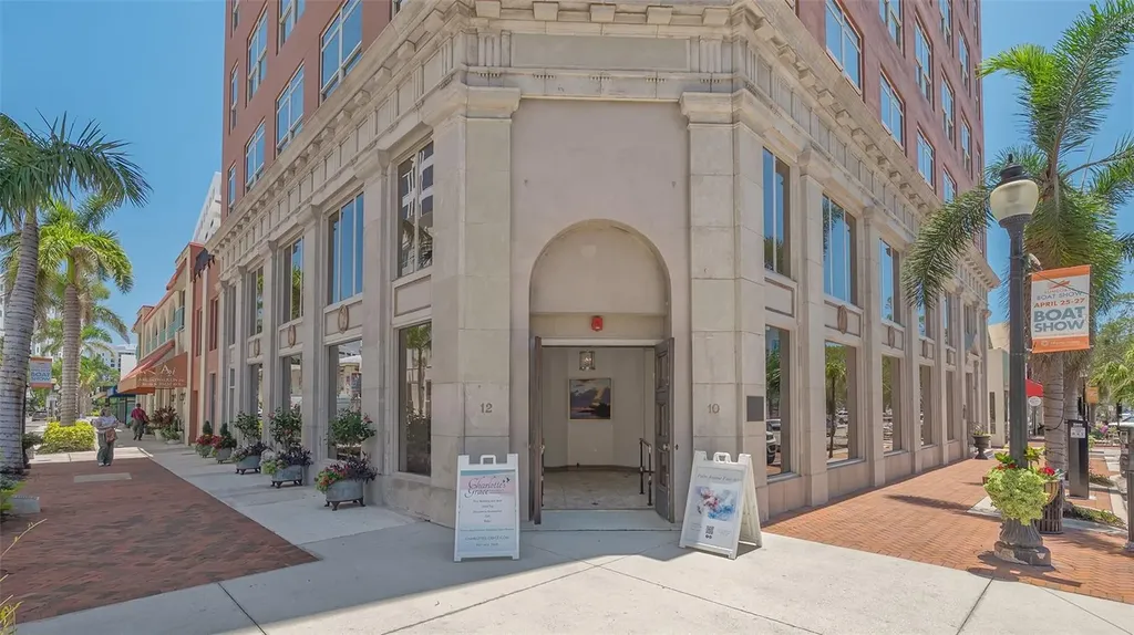 33 S Palm Avenue Sarasota FL 34236