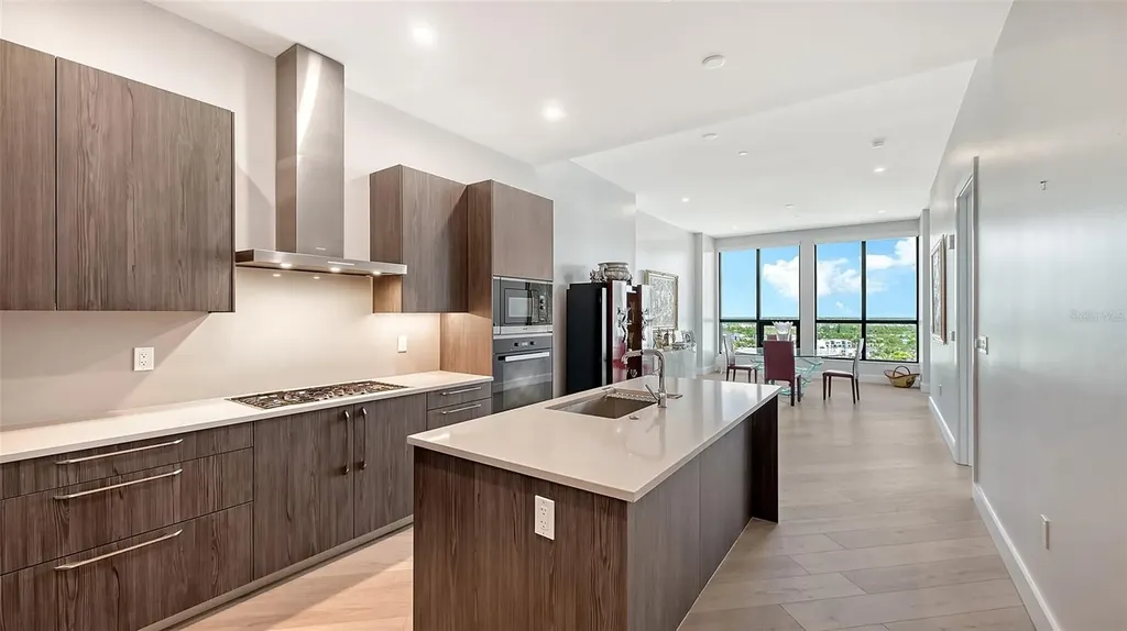 33 S Palm Avenue Sarasota FL 34236