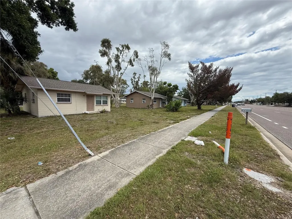 6797 54th Avenue N St Petersburg FL 33709