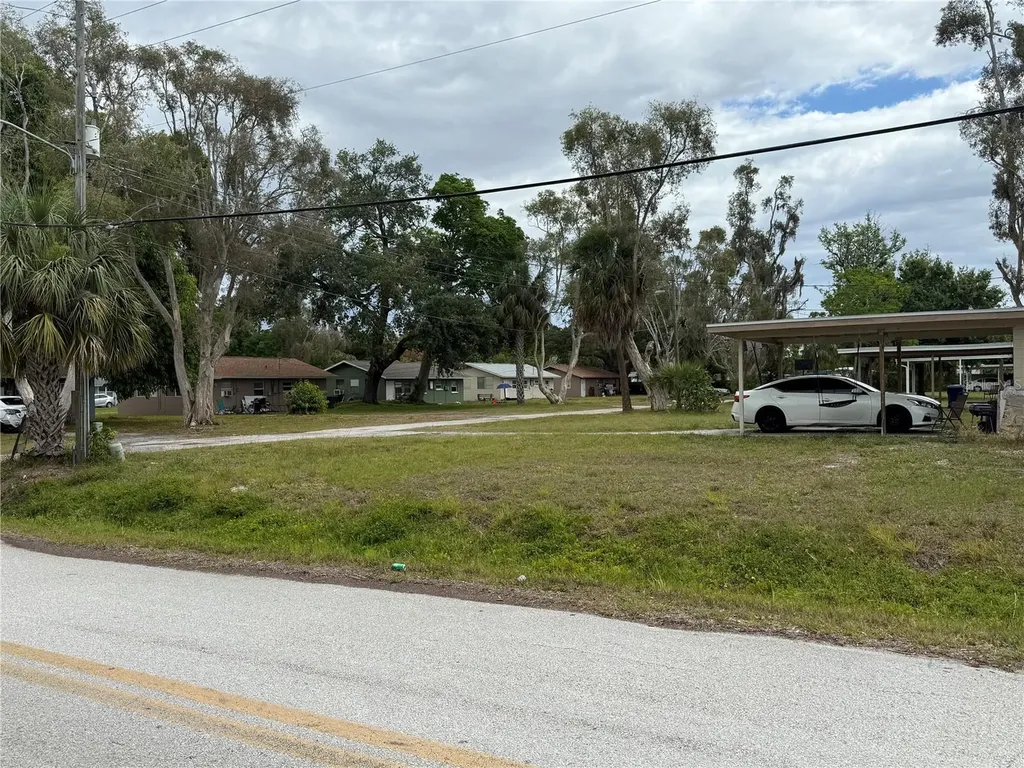 6797 54th Avenue N St Petersburg FL 33709