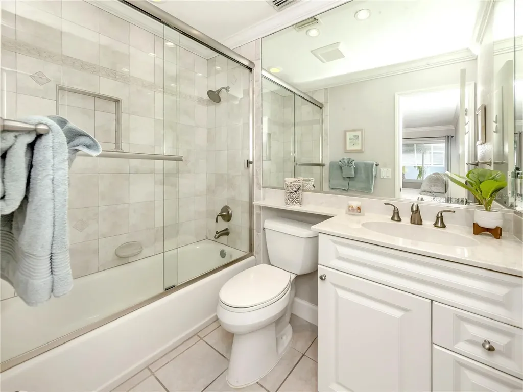 5669 Midnight Pass Road Sarasota FL 34242