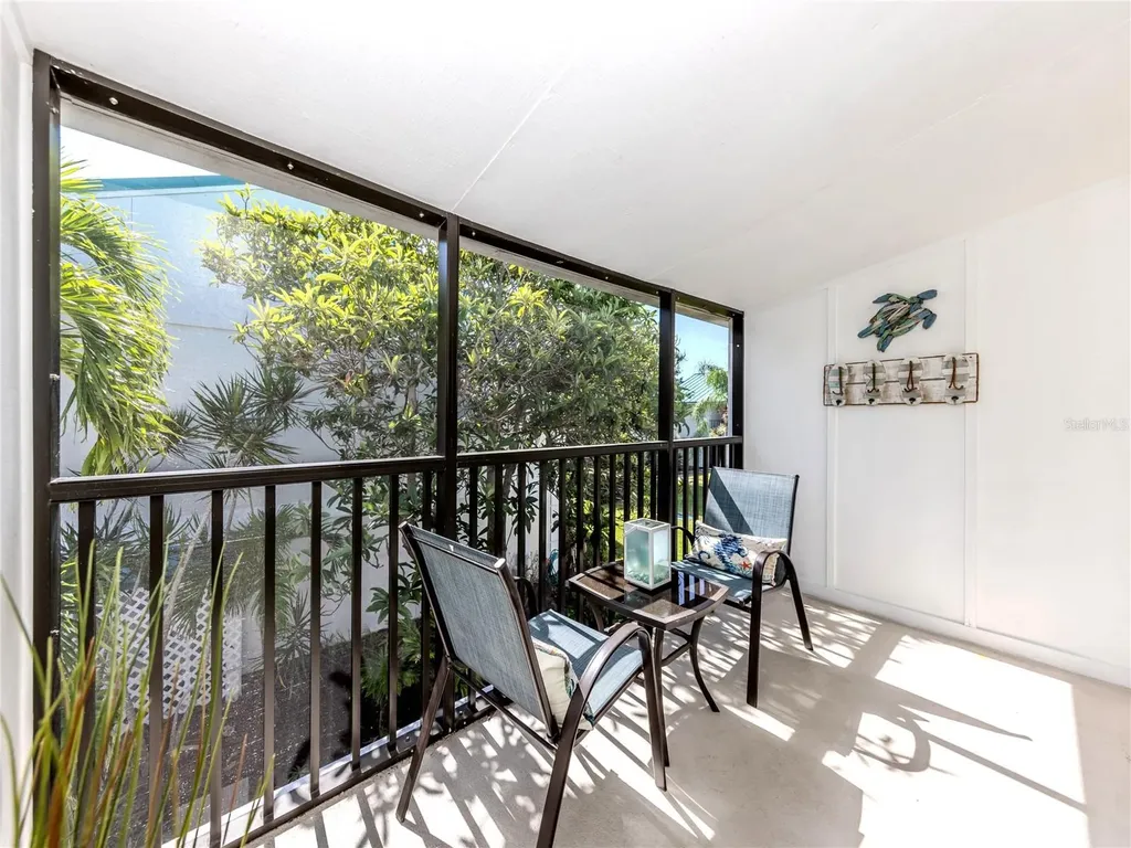 5669 Midnight Pass Road Sarasota FL 34242