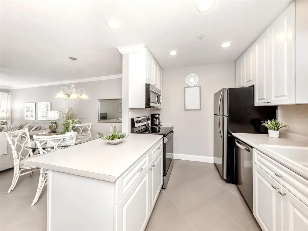 5669 Midnight Pass Road Sarasota FL 34242