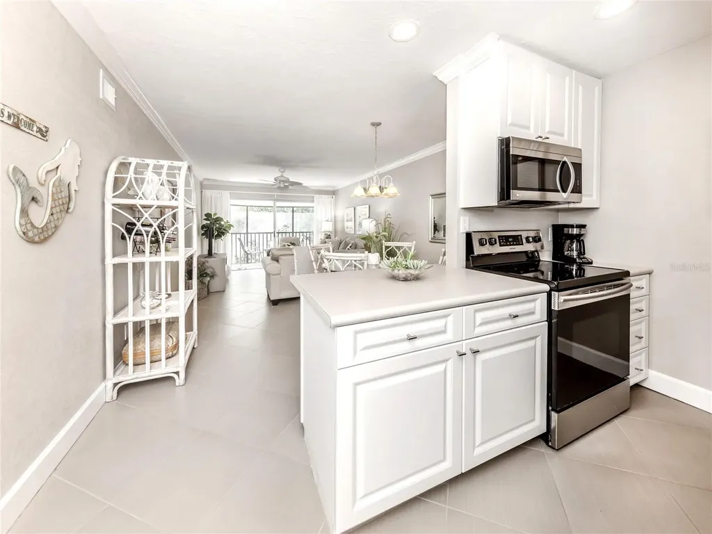 5669 Midnight Pass Road Sarasota FL 34242