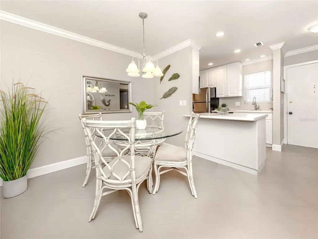 5669 Midnight Pass Road Sarasota FL 34242