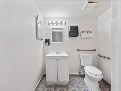 5037 North Lane Orlando FL 32808