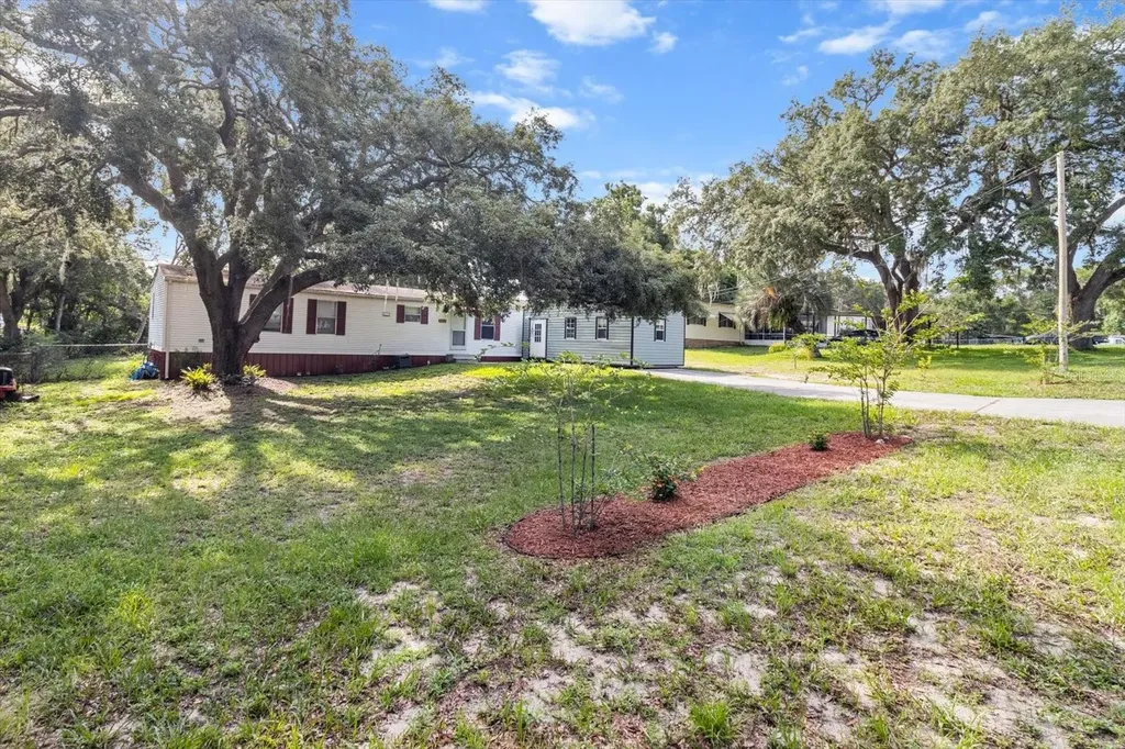 8431 S Lake Consuella Drive Floral City FL 34436