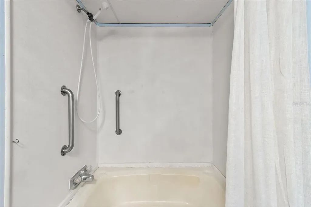 8431 S Lake Consuella Drive Floral City FL 34436