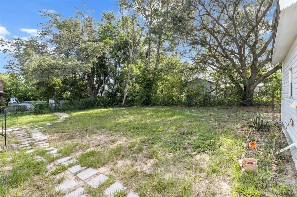 8431 S Lake Consuella Drive Floral City FL 34436