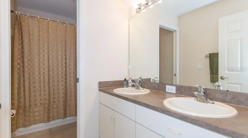 2160 Brandon Park Circle Brandon FL 33510