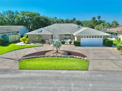 4 Cotton Court Palm Coast FL 32137
