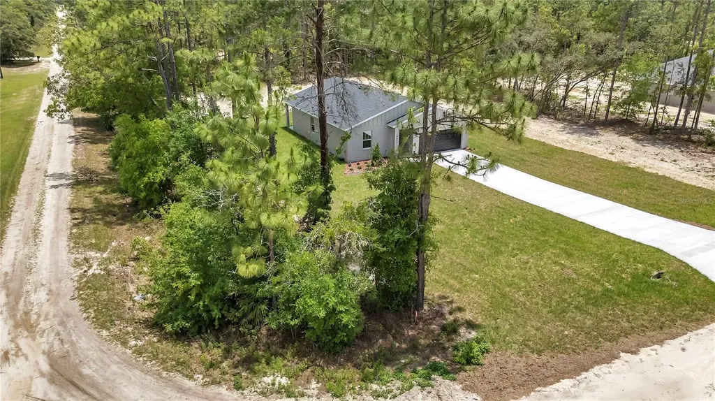 9695 SW 125 Court Road Dunnellon FL 34432