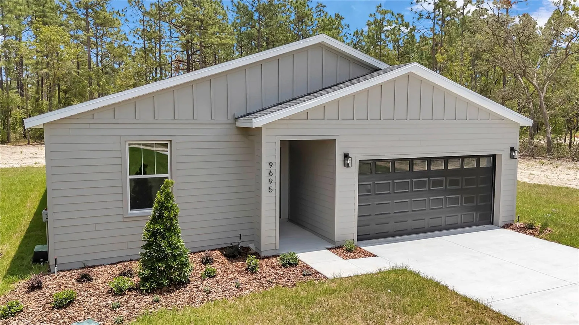 9695 SW 125 Court Road Dunnellon FL 34432