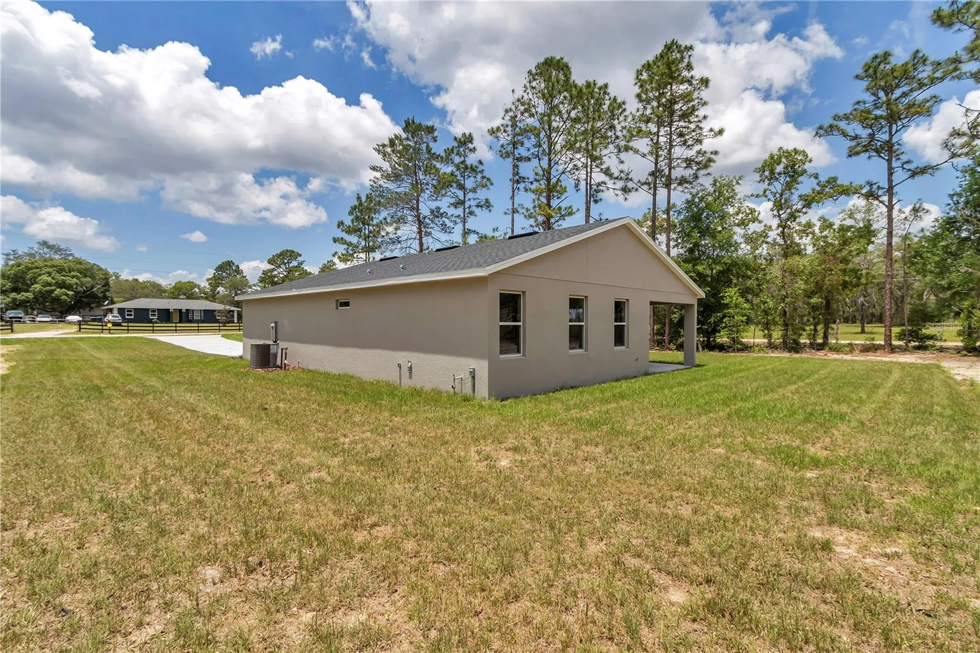 9695 SW 125 Court Road Dunnellon FL 34432