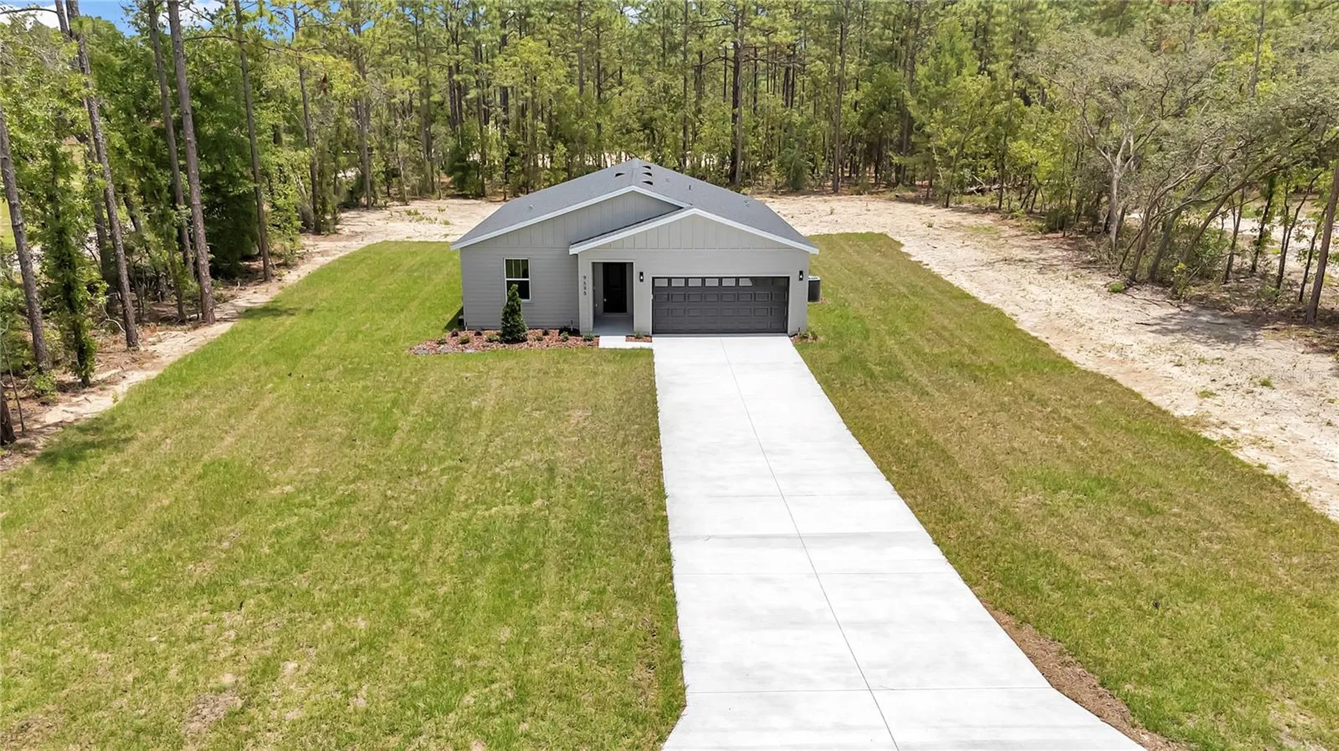 9695 SW 125 Court Road Dunnellon FL 34432
