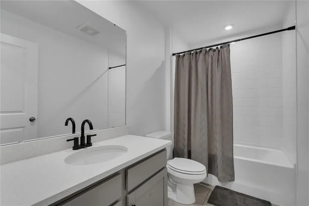 2552 Chickasaw Plum Loop Clermont FL 34711