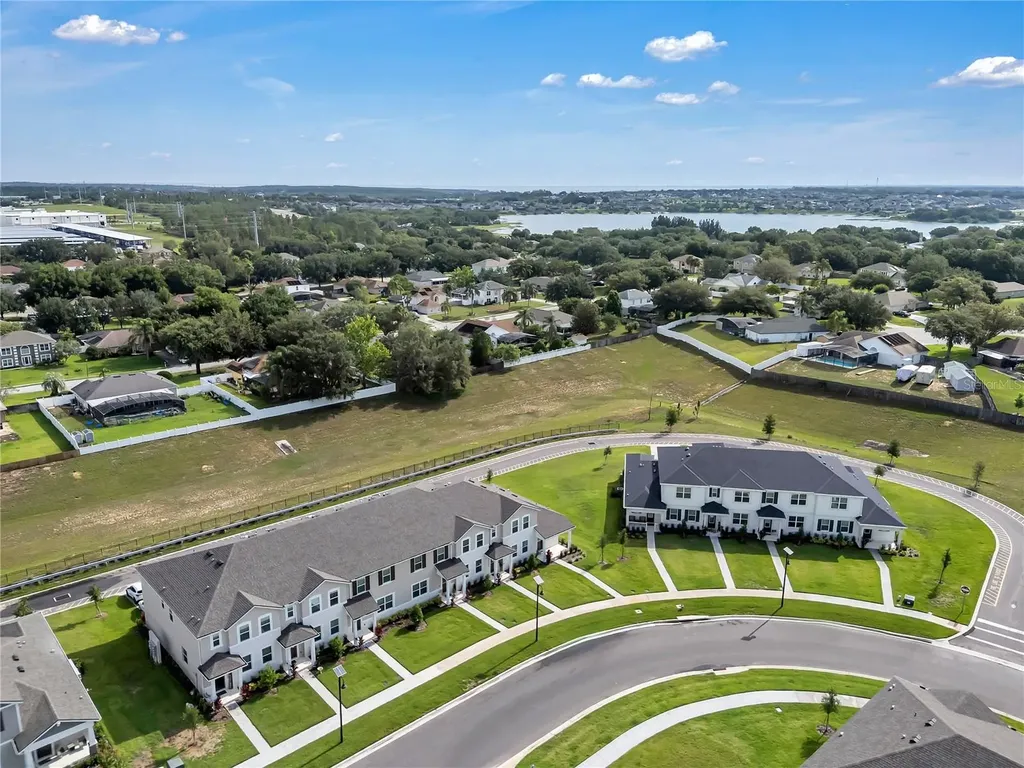 2552 Chickasaw Plum Loop Clermont FL 34711