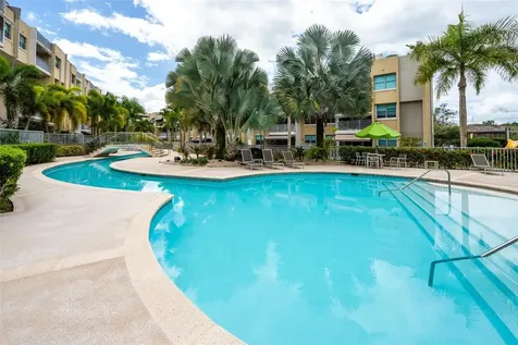 70 Condominio Alamanda Oeste Guaynabo PR 00969