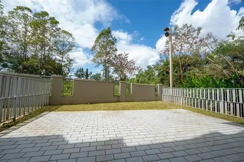 70 Condominio Alamanda Oeste Guaynabo PR 00969