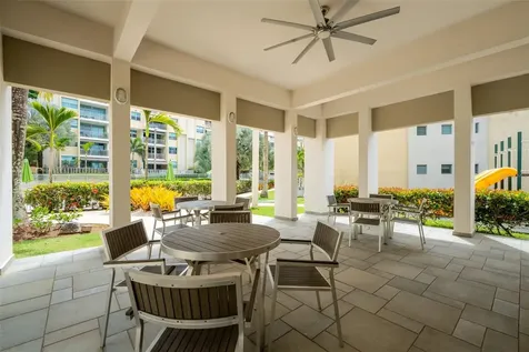 70 Condominio Alamanda Oeste Guaynabo PR 00969