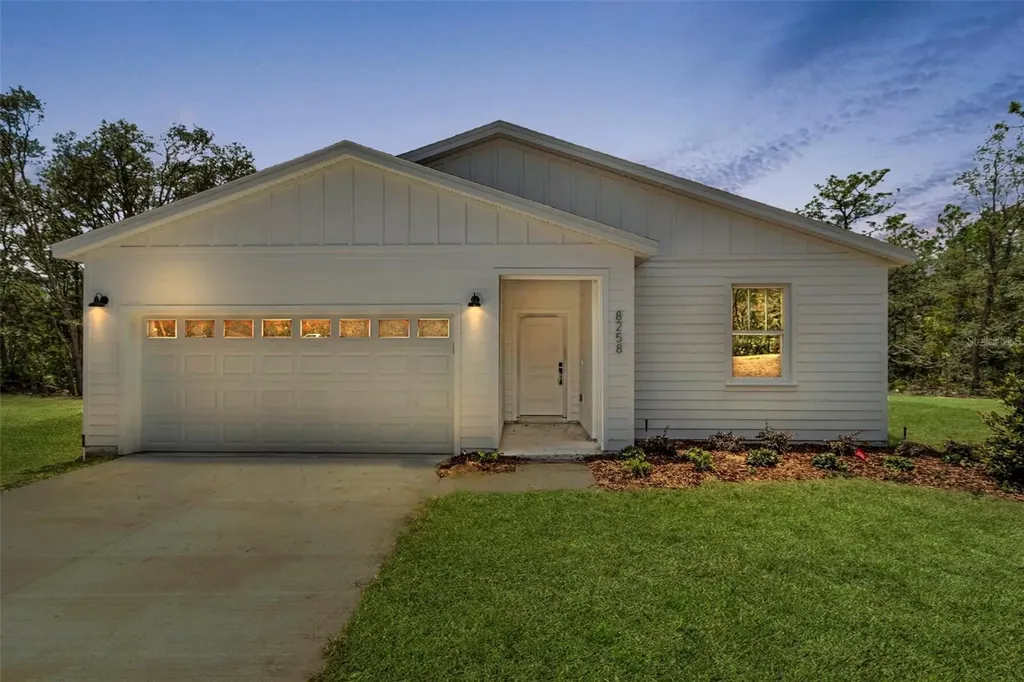 8258 SW 136th Terrace Dunnellon FL 34432