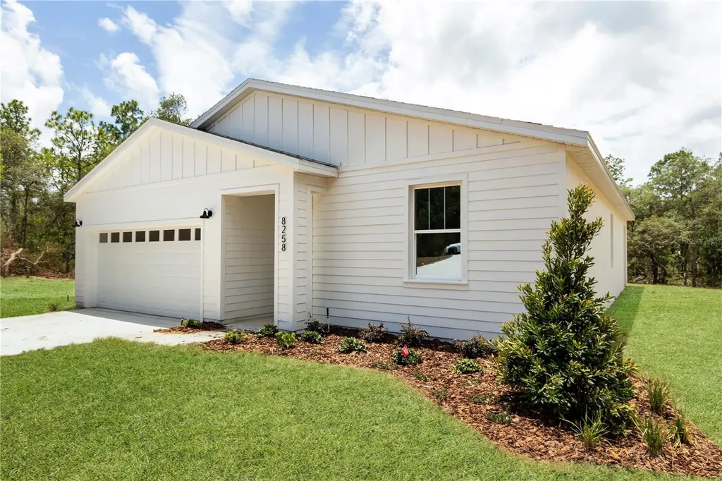 8258 SW 136th Terrace Dunnellon FL 34432