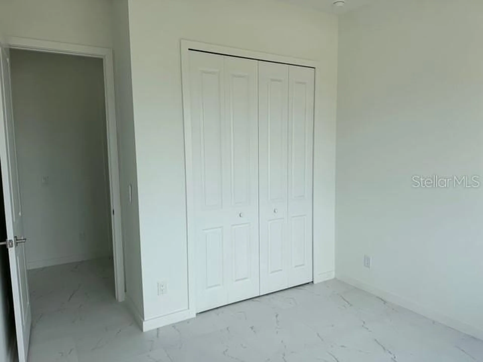 101 NW 10th Terrace Cape Coral FL 33993