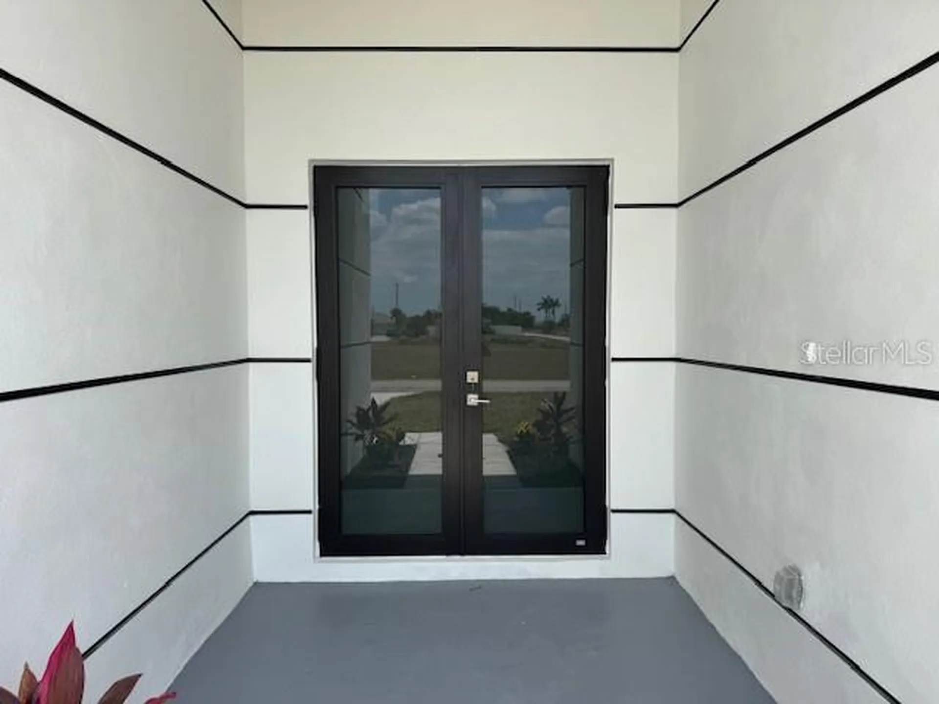 101 NW 10th Terrace Cape Coral FL 33993