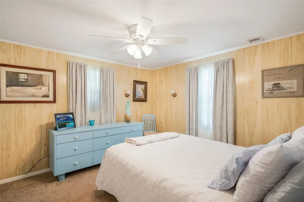2220 S Coon Point Crystal River FL 34429