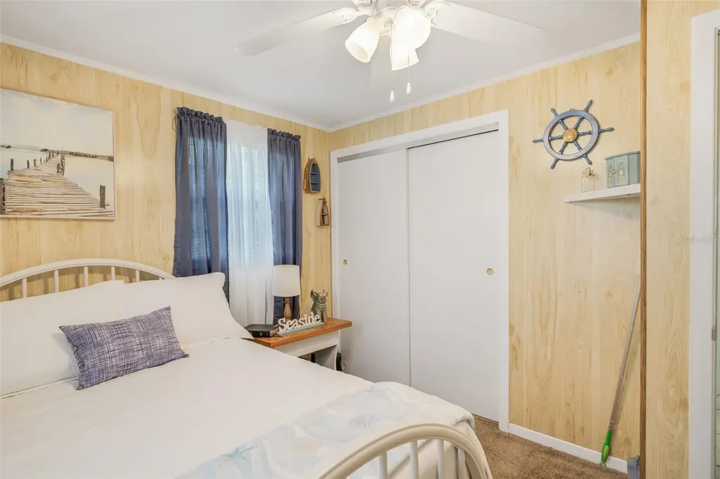 2220 S Coon Point Crystal River FL 34429