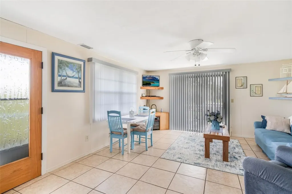 2220 S Coon Point Crystal River FL 34429